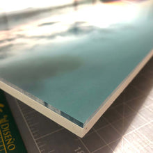 Cargar imagen en el visor de la galería, Bajo acrílico