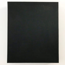 Cargar imagen en el visor de la galería, Estuche tipo almeja para obras de 35 X 45 cm.
